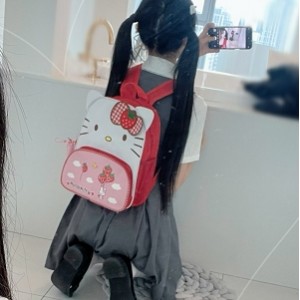 Twitter妹子『格格喵-MDD征服者&格』福利私拍，勾人小妖精被大东西爸爸无屏障爆炒进入，某处某处被灌满爸爸不明液展示