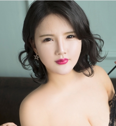 轰趴猫白金《姗姗》《莹莹》《Lucy》图集