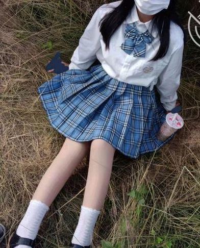 00后妹子表妹+高中表妹是我女友+19v4.55g