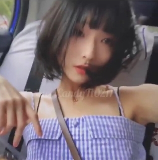 推特网红模特《Candy+Tt》图集