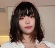 推特《小玉儿》JK服装放飞自我视频套图