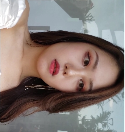 《玲玲》包臀裙高跟大长腿全方位街拍