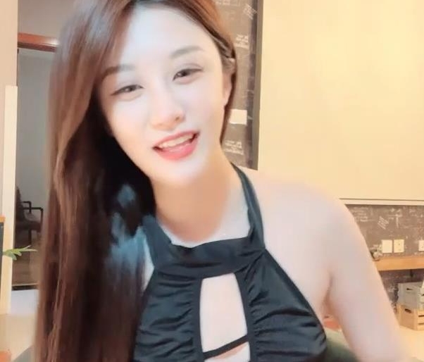 白富美皇后-夕夕夕颜