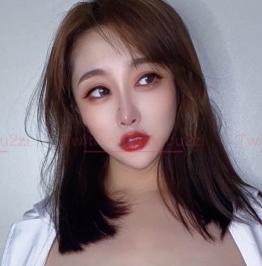 顶级高颜值女神《+峰不二子》+千元定制