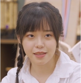 可爱的美术老师