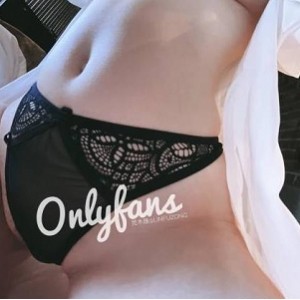 onlyfans绿帽妇女奇怪器具荒木薇