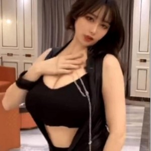 斗鱼优质颜值主播架子小九自拍