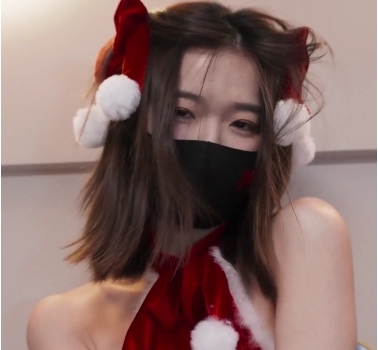 脚模摄影《小凌女神》第一部圣诞战衣美足私拍