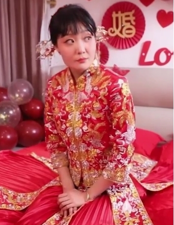 麻豆新剧情+新婚夜哥哥喝醉，弟弟和嫂子洞房