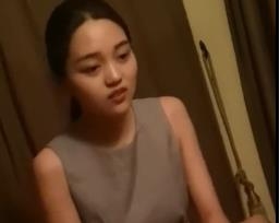 老哥每次找同一个小妹按摩玩游戏飞机