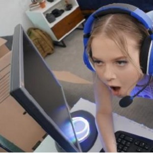 Coco Lovelock [1V-1.3G]