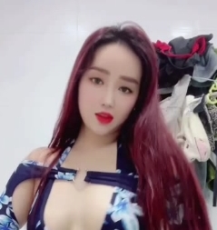 Onlyfans《uyenbetty》2021+资源整合