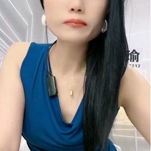 【快手】冷美人 2 轻熟御姐 透明紧身裤热舞 豹纹小热裤