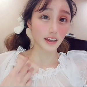 美貌少F优质-用嘴-完美露脸 [5V-544M]