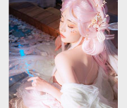 9月最新出炉的爆机少女喵小吉+4套