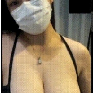 易阳一对一闪现视频一对大罩杯在你眼前晃动 送最新打粑粑展示