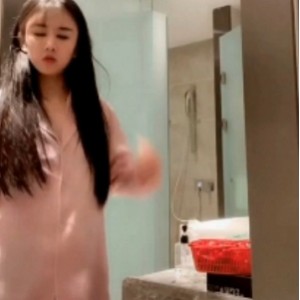 抖音快手等直播平台那些被封号的反差美女[116V 2.13G 百度盘]