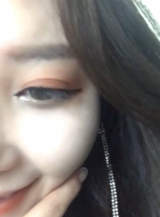 快手主播妖Baby一对一有尺度福利【1V2.76G百度盘】