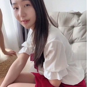 ?秀人网 林幼一、谭小灵、熊小诺等?妻子聚会 四人大场面【1.5G】