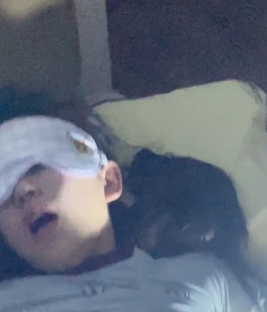 [转载搬运]+专玩女神级别美女的帅小伙约会3位优质身材美少女+[3V+4.5G][百度盘]