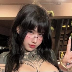 精选国人fansly纹身大N辣妹Bigcatmia [56V-2.1G]