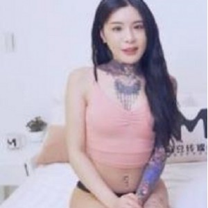 某传媒（思考姐姐的性感闺蜜）