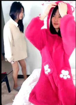 一群妹妹被渣男轮流玩【5V-3.8G】