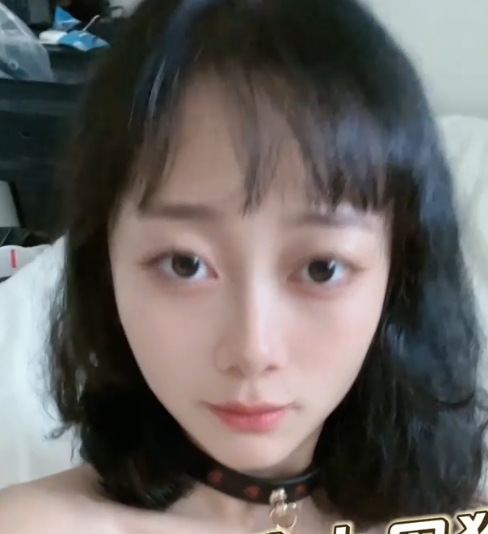 大四学生妹+BlackCat+私拍+21g