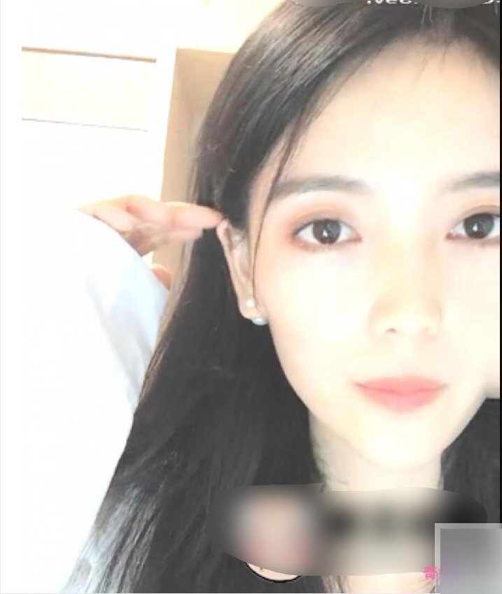 岳月yue直播+微信12部