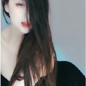 超高颜值女主播苏樱：完美舞姿、滤镜新鲜，欢迎来到清新的礼物世界