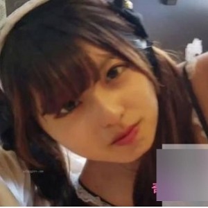 《岛国女星小田菜：热门事件引发的火爆资源，让你吃瓜又下载》