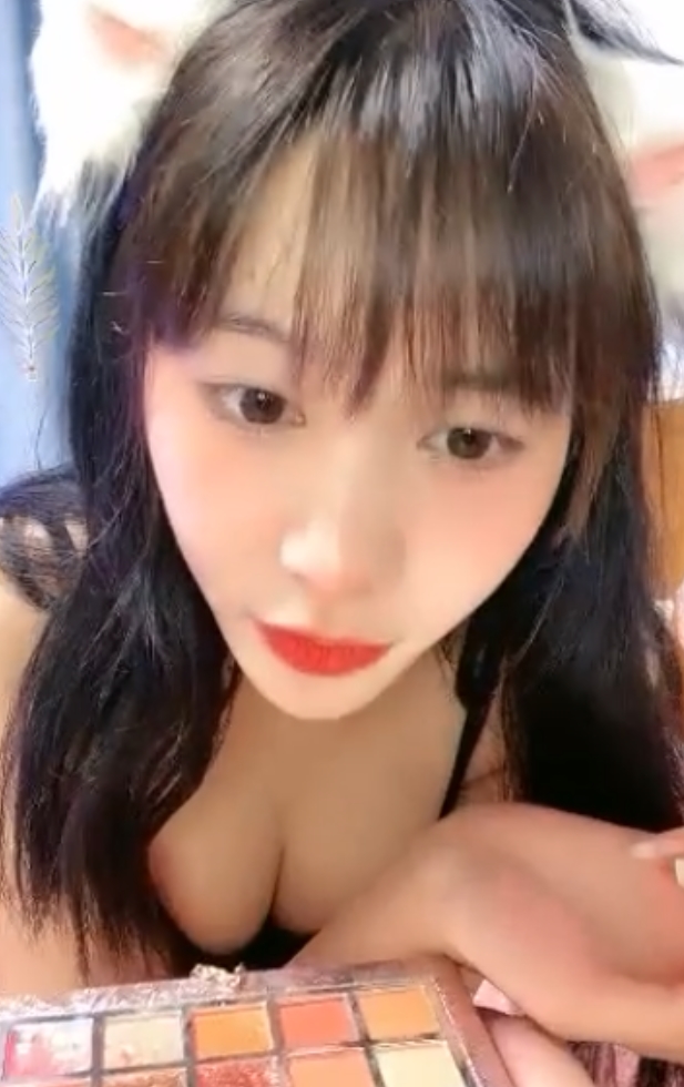 磅！校花终于被互动了~【软绵绵呀】[7V+1.33G+百度盘]