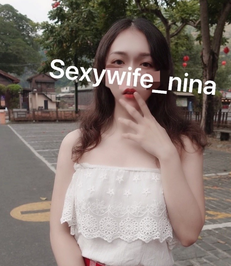 反差妻子+性感妻子妮娜+60v8.28g