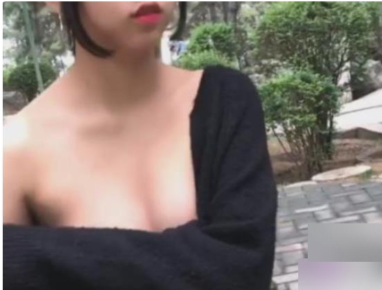 B站人气室外主播(浆果儿)荒野求生视频