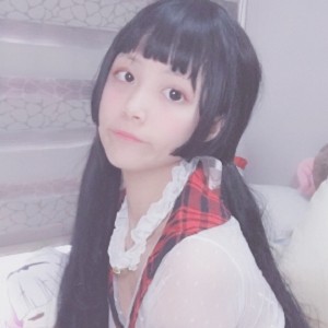 小奈奈穿女仆装扮，演绎温柔可爱！网红小奈奈的萌妹子女仆装演绎，宅男们的“小仙女”梦