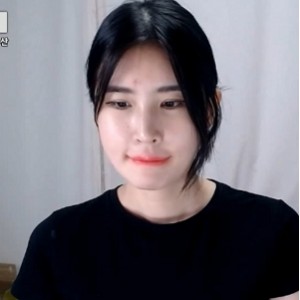 韩国主播 ekgp H级feng ru fei tun御姐甩奶按摩 17.4GG