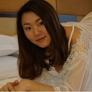 良家素人小模特『小鱼』全方位展示約拍被摄影师摸来开给[1V1.1G度盘]