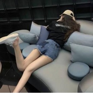 某推优质A4腰纤细粉嫩女神upkotc