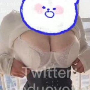 某推大罩杯波多野结妮最新