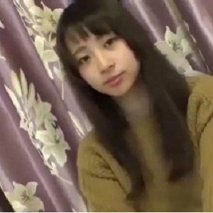 [品番]步兵车牌 FC2PPV1499913 中途退出嘴上功夫超撩的童颜素人[1V763M]