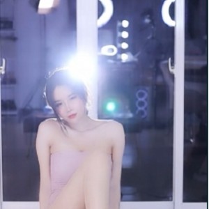 CC丨小恩雅 11月 直播舞蹈合集  原版无水[35V/4.3G/百度云]