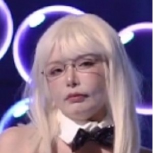 [自行打包] 秋和柯基舞台秀 [49P4V+973Mb][百度盘]