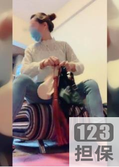 霸道女总裁惩罚员工