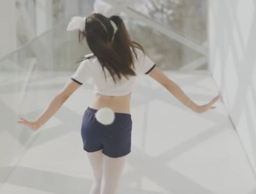 【自行打包】咬一口兔娘（推特黏黏团子兔）+合集，新增万元定制热舞+[多V多人游+11.66G+百度云资源]