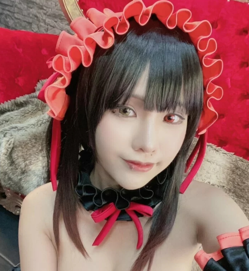 [自行打包]+坤坤玩冒烟山峰某处Coserminichu最高清图片+视频合集+[165V/316三人游+37.1G][百度盘]