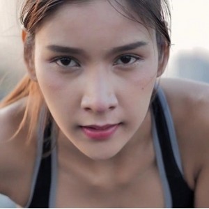 [已失效]高价自购91大神未展示高清原档11V【28.7G】