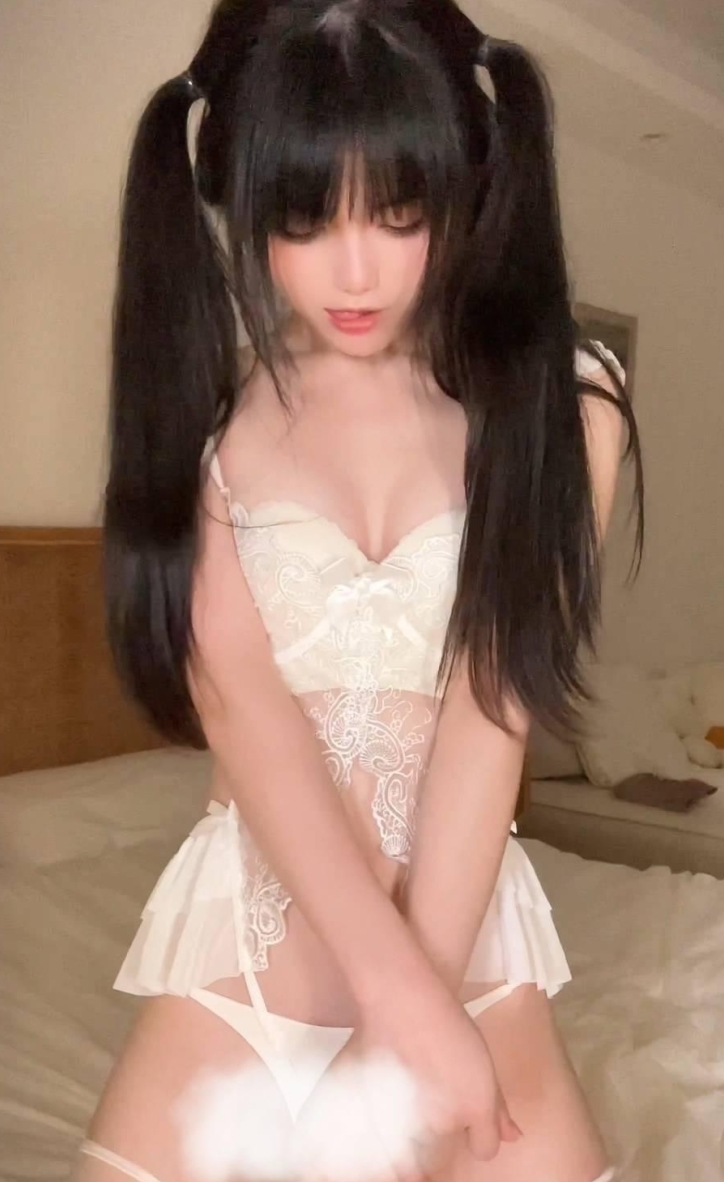 [转载搬运]+落英酱耶+微密圈+17套合集+[9四人游+96V+2.64G][百度盘]