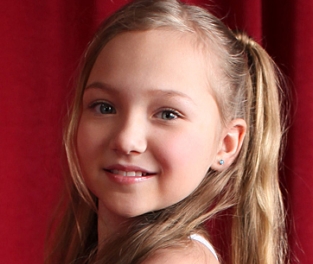 Candydoll+AbroraH+超可爱妹子合集【9套+9V】【自行打包】