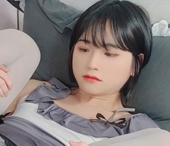 OnlyFans超美的韩国ts主播Lua，视频大合集+[34v+4.9g]