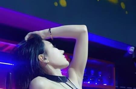 推特顶级反差（佳多饱）王一菲合集